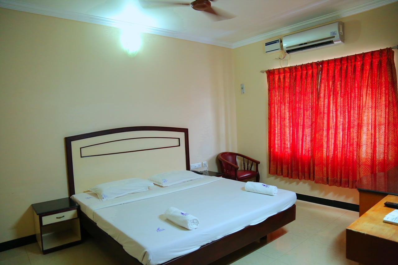 Hotel Vels Court Palni Dış mekan fotoğraf