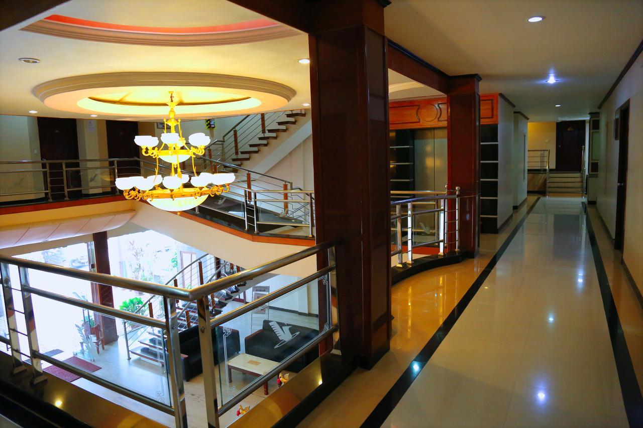 Hotel Vels Court Palni Dış mekan fotoğraf